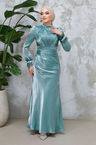 Neva Style Feather Detailed Green Hijab Evening Dress 50481Cy