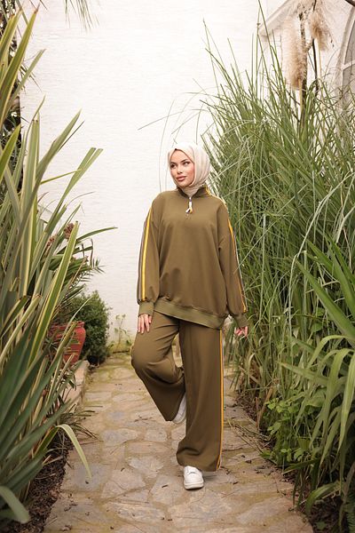 Wovi Moda Σετ αθλητικής φόρμας Hijab - Γιακάς με φερμουάρ, Γυναικείο