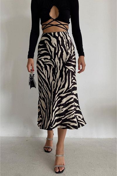Hisleria Fusta midi din satin de viscoză cu model zebră - alb