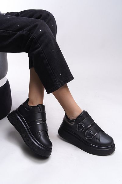 Riccon Kysrika 0012251   Model Women's Sneakers - Black Black