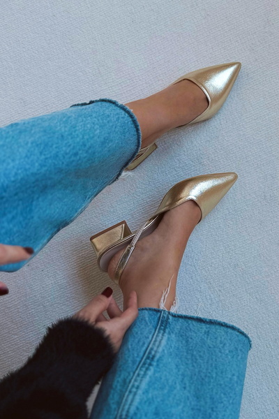 POLKA STORE Blush Matte Leather Pointed Toe Short Block Heeled Women's Shoes