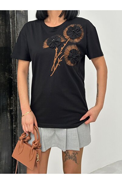 Butik Serdivan Tricou de damă cu aplicație florală neagră Premium New Season ...