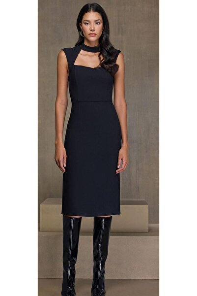 Kupa Kızı Mar de Moda Yakası Pencere Detaylı Kırmızı Midi Boy Elbise