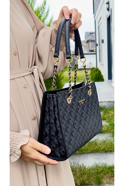 Cacharel Original Cacharel Shoulder Bag Hand and Shoulder Bag with Chain Accessories