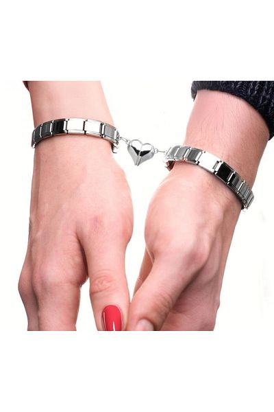RoseCo00 Double Wrist Charm Bracelet for Valentine's Day - Italian Steel Design