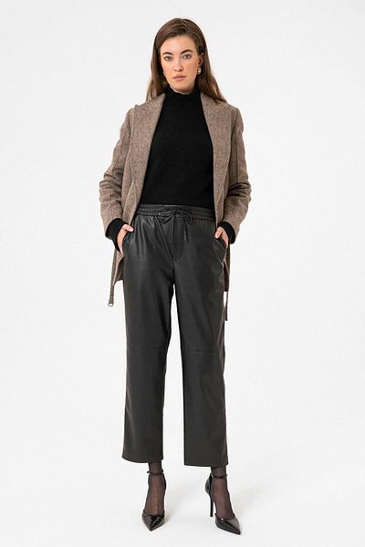 Antioch Women's Black Faux Leather Trousers