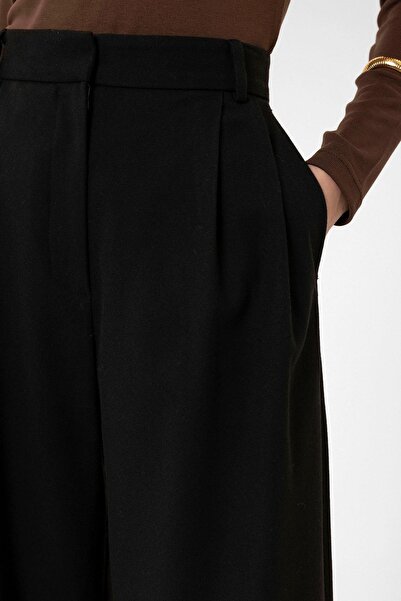 Antioch Black Women's High Waist Straight Fit Trousers with Collet Detail