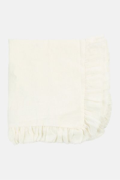 Muy Mucho Plain Cushion Ruffles Cover, White