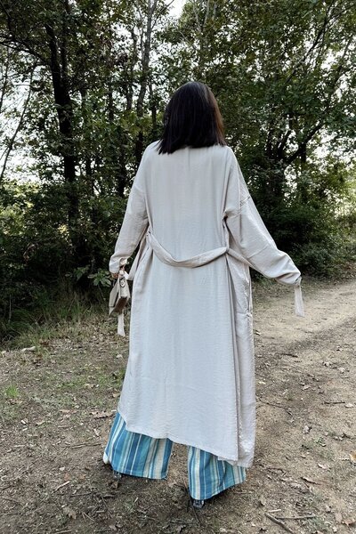 Juuuj Women's Beige Double Breasted Collar, Belt, Pocket, Loose Cut Long Trench Coat