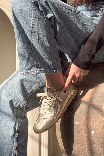 NİŞANTAŞI SHOES Dámská šněrovací sportovní obuv Helen Gold Metallic Flat Sole