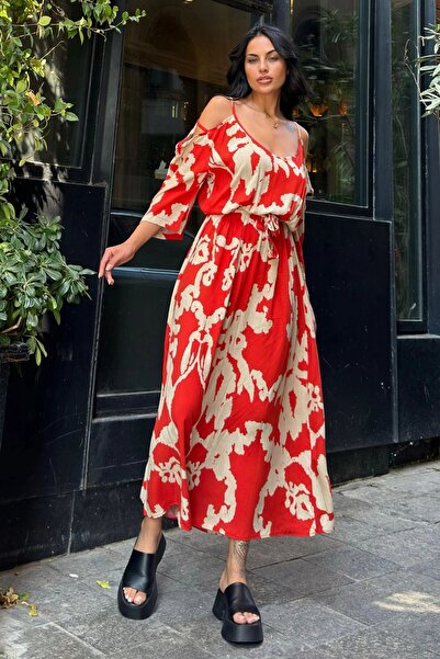 Juuuj Rochie lungă cu centură de viscoză roșie cu detaliu pe umeri