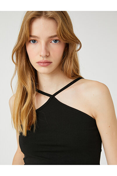 Koton Αναλυτικές σωληνώσεις περιλαίμιων κολάρων αθλητών περικοπής