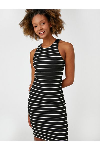 Koton Midikleid, ärmellos, figurbetont, Neckholder, schmale Passform