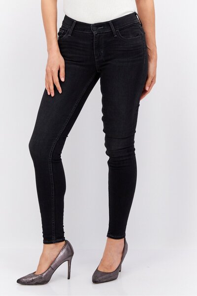 Levi's Kadın سكيني فيت Koyu Yıkama Esnek Kot Pantolon, Siyah