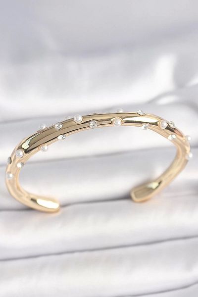 Clariss Brass Gold Color Zircon Stone Pearl Women's Bracelet