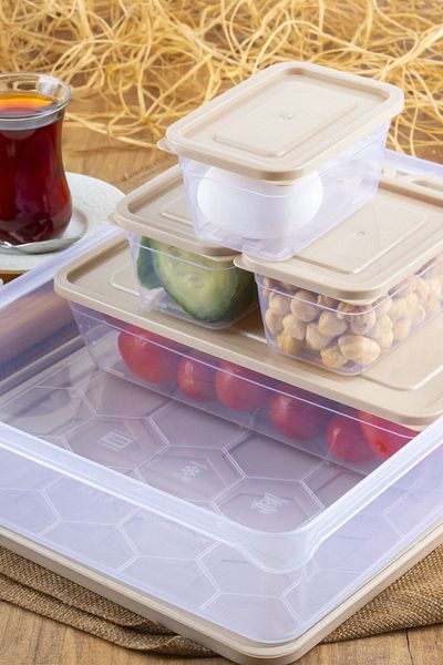 follow me Storage Set with Lid - 16 Pieces Breakfast