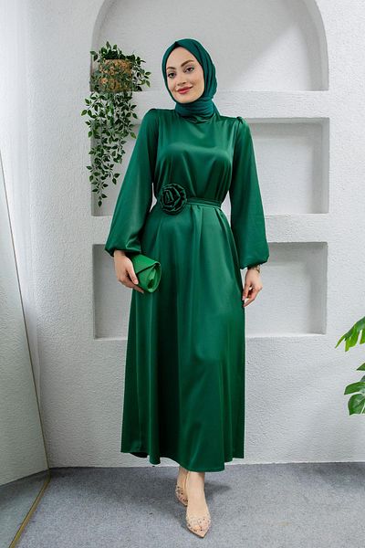Tesettür Çarşım Emerald Satin Evening Dress - Rose Detailed Belt