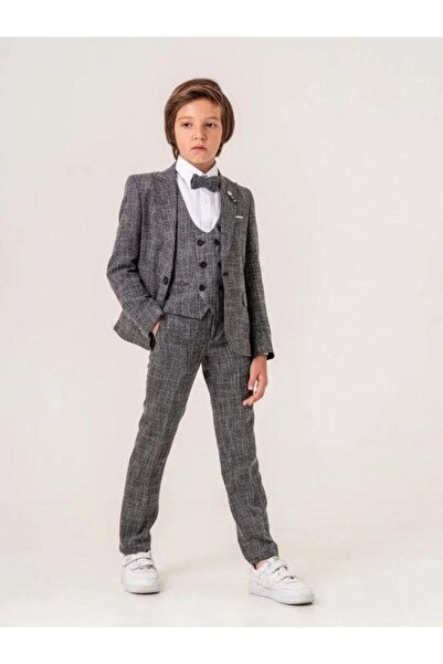 Zekids Boy's Badge Pocket Handkerchief Detailed Suit (Age 5-9)