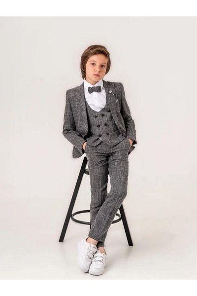 Zekids Boy's Badge Pocket Handkerchief Detailed Suit (Age 5-9)