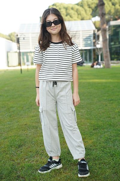 cm buseyiz Oversize Striped Short Sleeve T-Shirts & Cargo Pockets, Elastic Leg Bottom Comfortable Set
