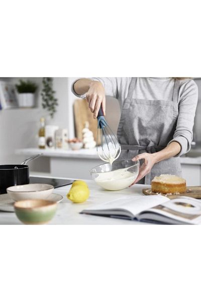 Olması Lazım Non-Stick Surface Friendly 2-Function Whisk – Comfort with Silicone Handle