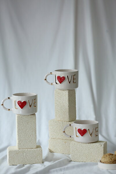 MERVEOKTAYSERAMİK El Yapımı Seramik Love Yazılı Kalpli Altın Detaylı Mug