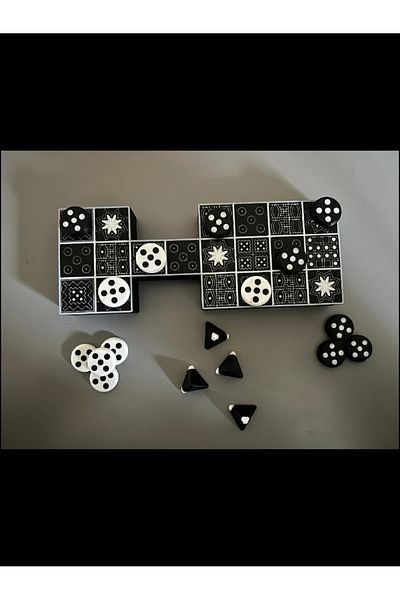 KAMER لعبة ملكية من Ur