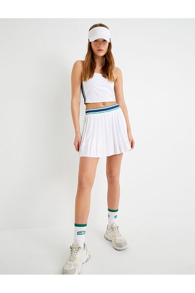 Koton Minigröße – Tennisrock mit kontrastierenden Details, Shorts und elastischer Taille