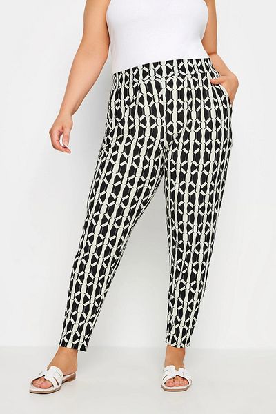 Stil Diva Plus Size Patterned Lycra Trousers - Skinny Leg, Pocket, Carrot Cut302561