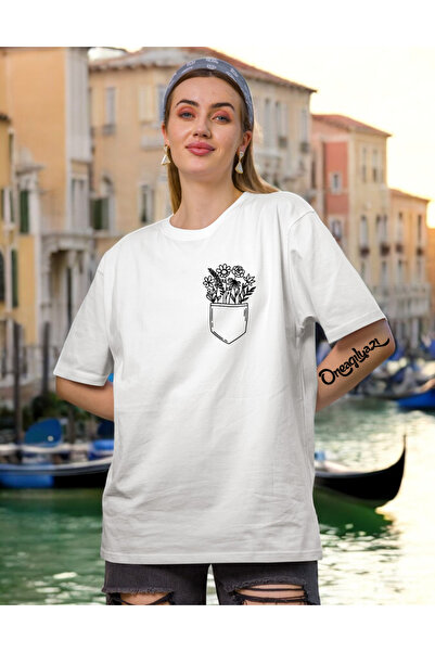 oneagılyazı Γυναικείο μπλουζάκι oversize με στάμπα λουλουδιών στην τσέπη