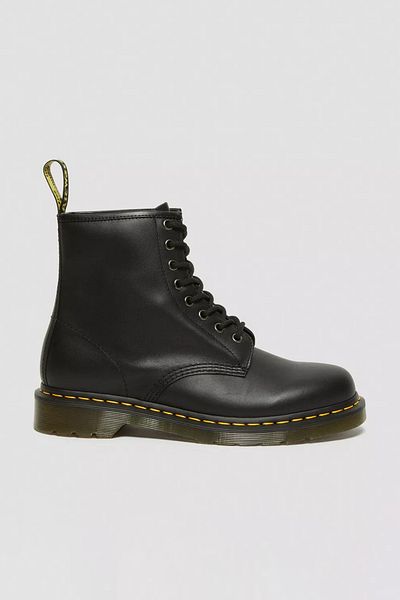 Dr. Martens Чорні жіночі черевики 118220021460
