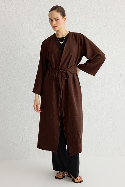Trendyol Modest Leinengewebter, detaillierter Kimono und Kaftan – Braun, Taillenschnürung, TCTSS24KK00001