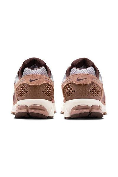 Nike Nike Zoom Vomero 5
Bestäubter Ton – Zapatillas