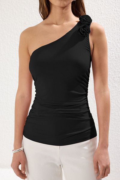 Trendyol Collection Μαύρο αξεσουάρ με ένα μανίκι τριαντάφυλλο με λεπτομέρεια ελαστική πλεκτή μπλούζα που εφαρμόζει στο σώμα TWOSS25BZ00145