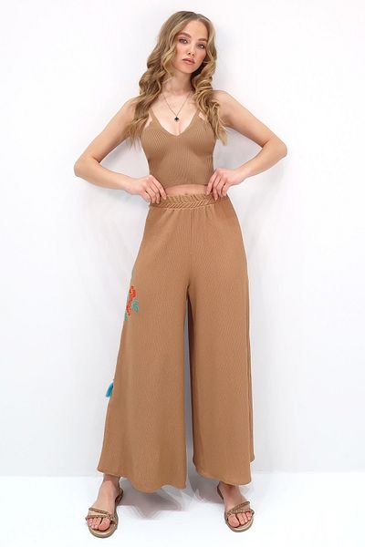 Trend Alaçatı Stili Bestickte Palazzo-Hose mit ethnischem Muster – Damen, Crinkle-Modell, ALC-X13646