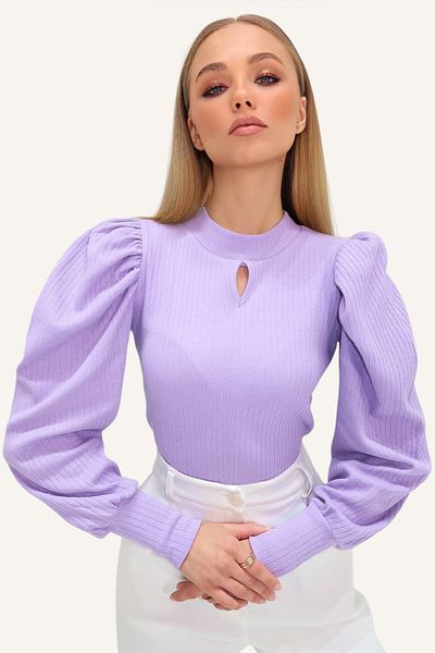 Trend Alaçatı Stili Fliederfarbene Strickbluse – Rundhalsausschnitt, tief ausgeschnitten, Prinzessinnenärmel ALC-X13069