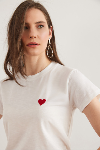 Olalook Γυναικείο κοντομάνικο μπλουζάκι Ecru Flamed Heart TSH- 19000834