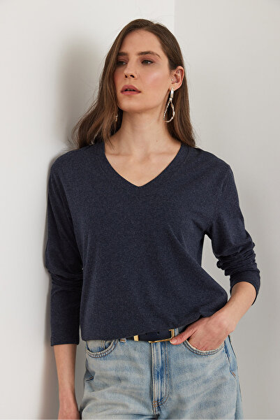 Olalook Жіноча темно-синя блузка з віскозним плетінням Yun з V-подібним вирізом BLZ19002729