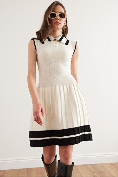 Olalook Women's White Polo Neck Skirt Pleated Knitwear Dress Elb- 19002337