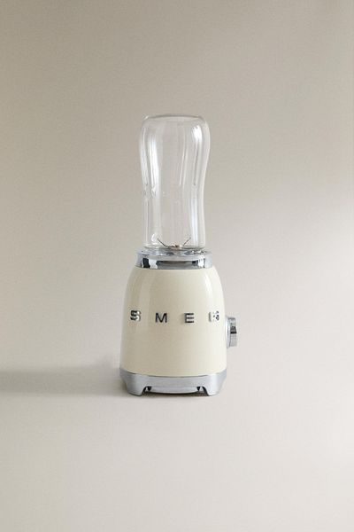 SMEG 50's Style Retro Cream Smoothie Blender Pbf01Creu