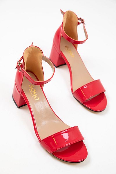 SOHO Klassische Damenschuhe mit Absatz aus rotem Lackleder 14529