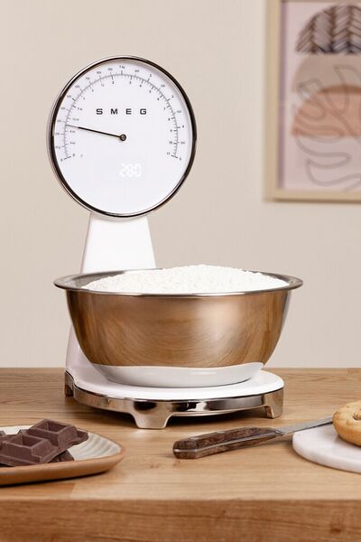 SMEG Mutfak Tartısı Beyaz