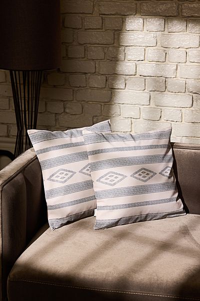 Trendyol Collection Beige-Mehrfarbig gemusterter 2-teiliger Kissenbezug 45x45cm