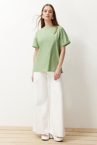 Trendyol Collection Mintfarbenes Boyfriend-/Wide-Fit-Strick-T-Shirt mit Rundhalsausschnitt aus 100 % Baumwolle TWOSS20TS0134
