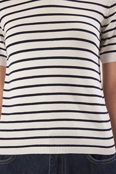 Trendyol Collection Ecru Striped Basic Viscose Blended Knitwear Thin Blouse Twoss25Bz00488