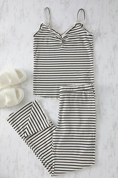 Trendyol Curve V-Neck Black-White Striped Button Detail Pajamas Set - Tbbss25Ai00043