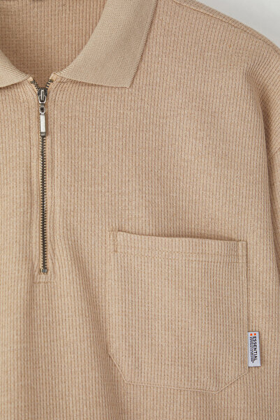 Trendyol Collection Bézs Oversize/Wide Cut Textured Polo Neck póló zsebrészlettel