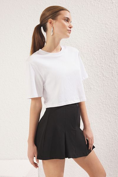 Trendyol Collection Černá tkaná skládaná kraťasová sukně TWOAW24SR00000