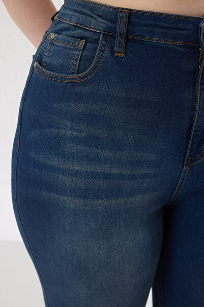 Trendyol Curve Μπλε ψηλόμεσο ελαστικό τζιν μεγάλου μεγέθους Skinny TBBAW23CJ00059