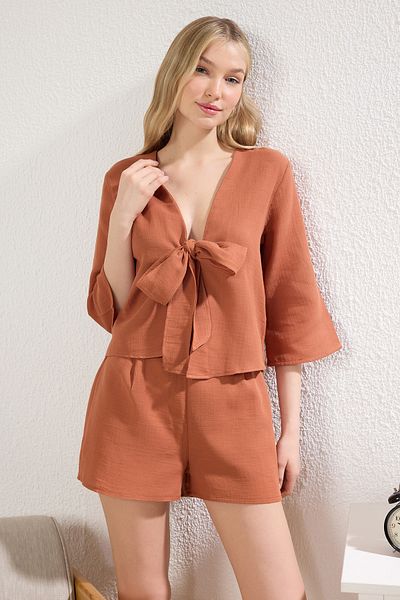 Trendyol Collection Cinnamon 100% bawełniany krawat/wstążka/kokarda szczegółowo muślinowe spodenki i tkany zestaw piżamowy THMSS24PT00077